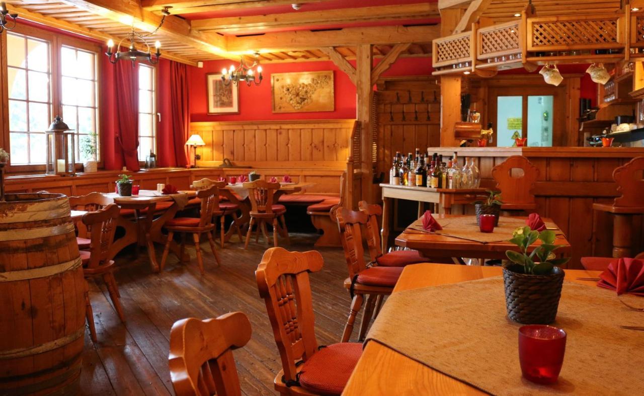Hotel Spanischer Hof Gröditz Екстериор снимка