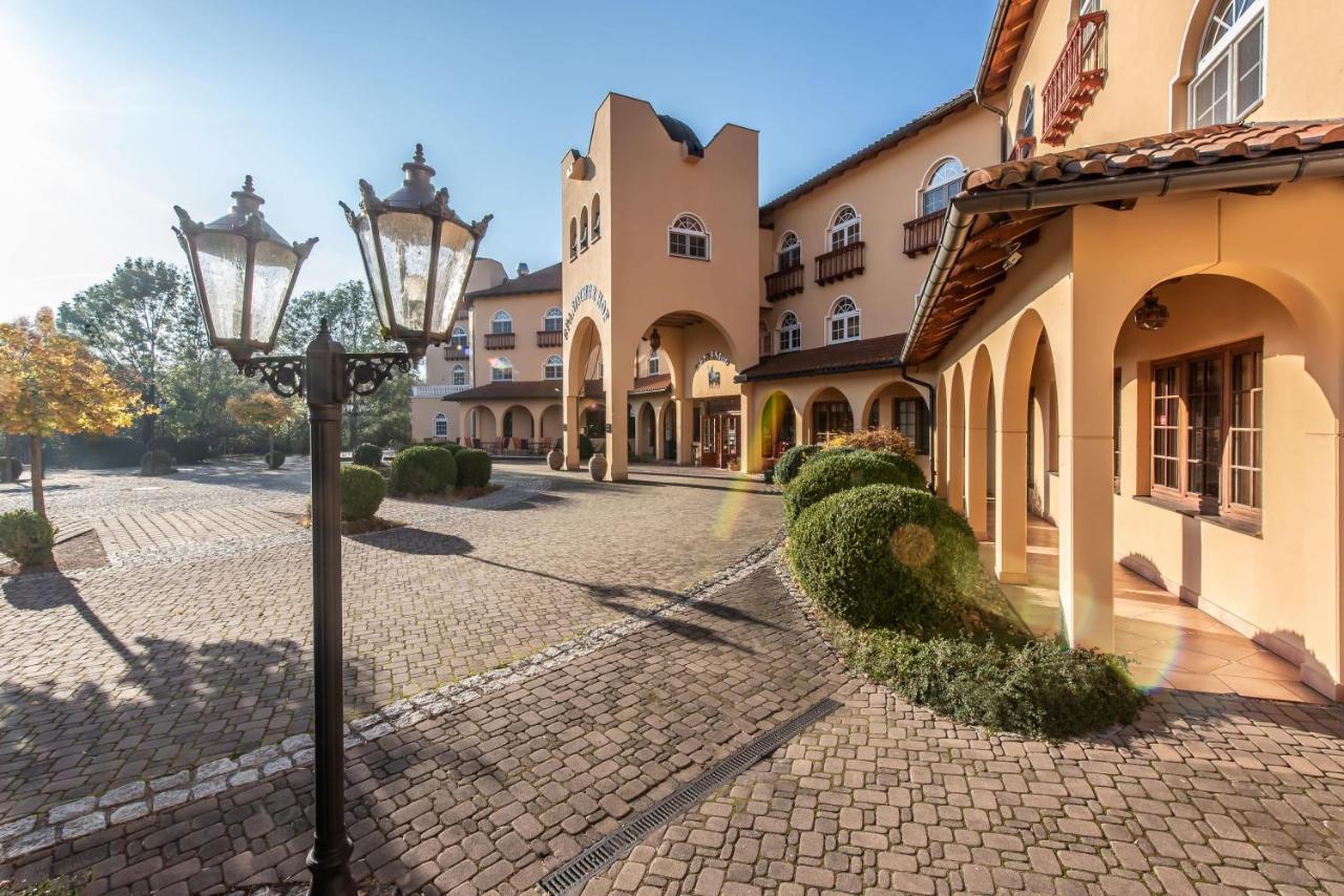 Hotel Spanischer Hof Gröditz Екстериор снимка