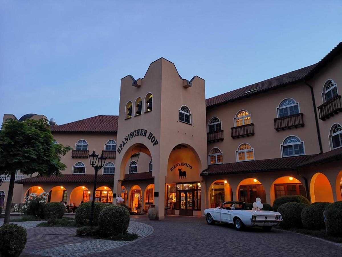 Hotel Spanischer Hof Gröditz Екстериор снимка
