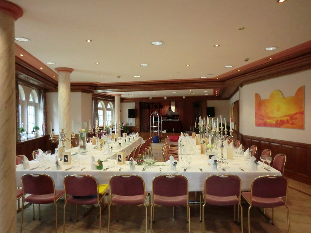 Hotel Spanischer Hof Gröditz Екстериор снимка