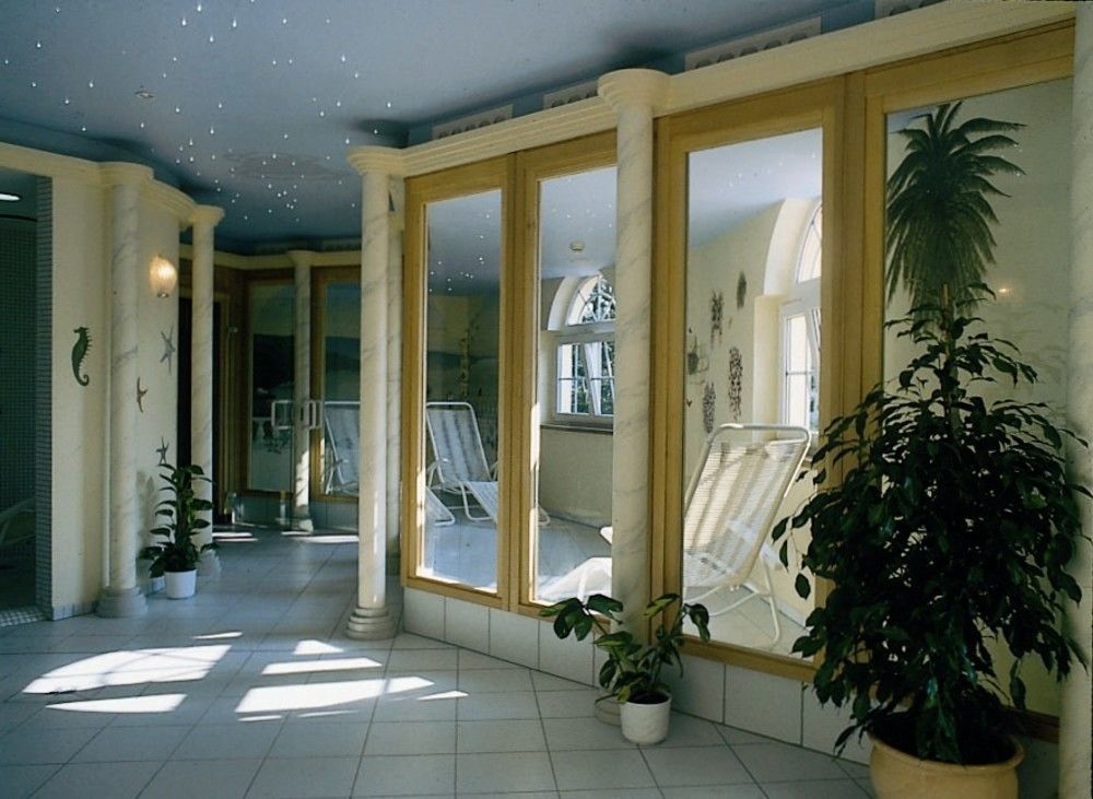 Hotel Spanischer Hof Gröditz Екстериор снимка